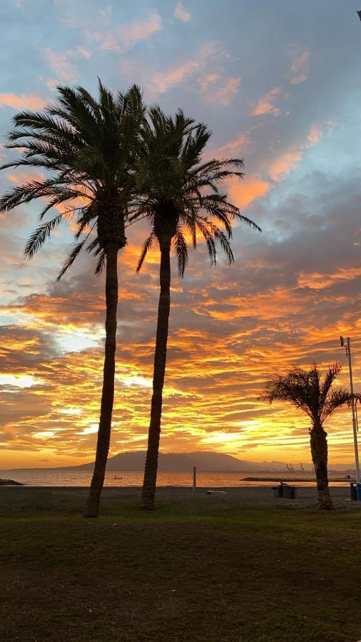 Casa Carmen Primera Linea De Playa Malaga Zewnętrze zdjęcie